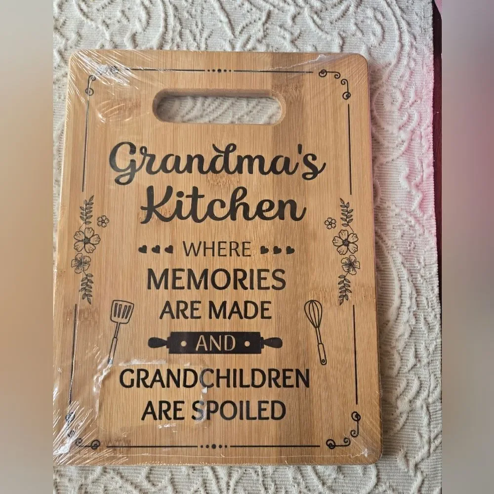Grandma Cutting Board NWTS